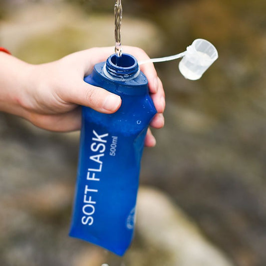 Marathon Running Hiking And Fitness Hydration Bladder With A Foldable Water Cup